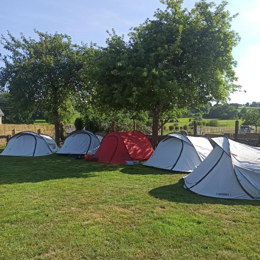 La Billardiere Camping A La Ferme Le Menil-Ciboult Экстерьер фото