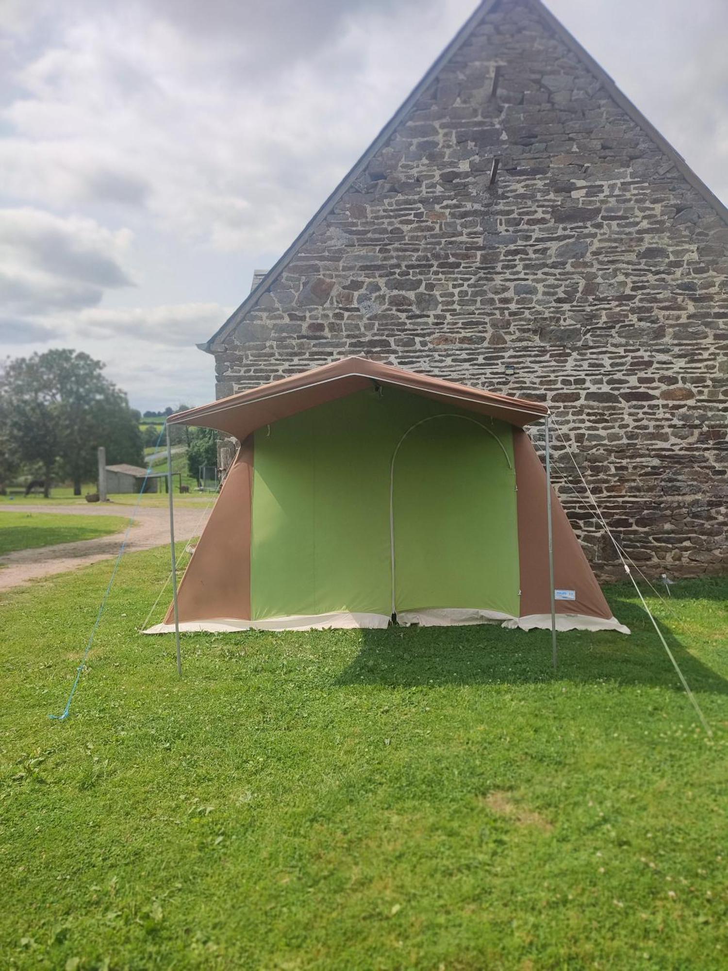 La Billardiere Camping A La Ferme Le Menil-Ciboult Экстерьер фото