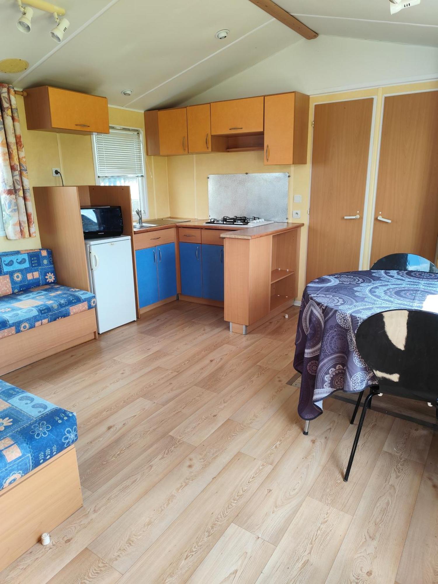 La Billardiere Camping A La Ferme Le Menil-Ciboult Экстерьер фото